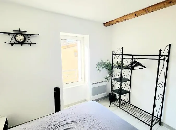 2 400 M Centre Gare Apartmán